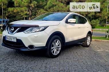 Позашляховик / Кросовер Nissan Qashqai 2014 в Одесі