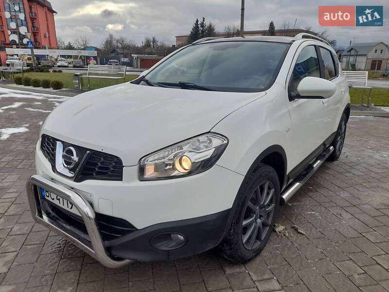 Внедорожник / Кроссовер Nissan Qashqai 2010 в Бориславе
