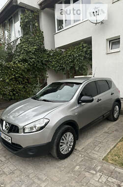 Внедорожник / Кроссовер Nissan Qashqai 2012 в Ивано-Франковске