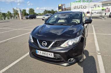 Позашляховик / Кросовер Nissan Qashqai 2015 в Києві