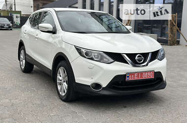 Внедорожник / Кроссовер Nissan Qashqai 2014 в Ровно