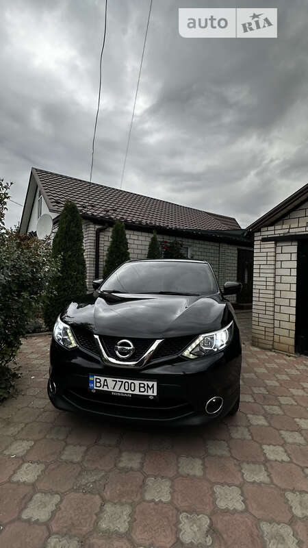 Внедорожник / Кроссовер Nissan Qashqai 2016 в Голованевске