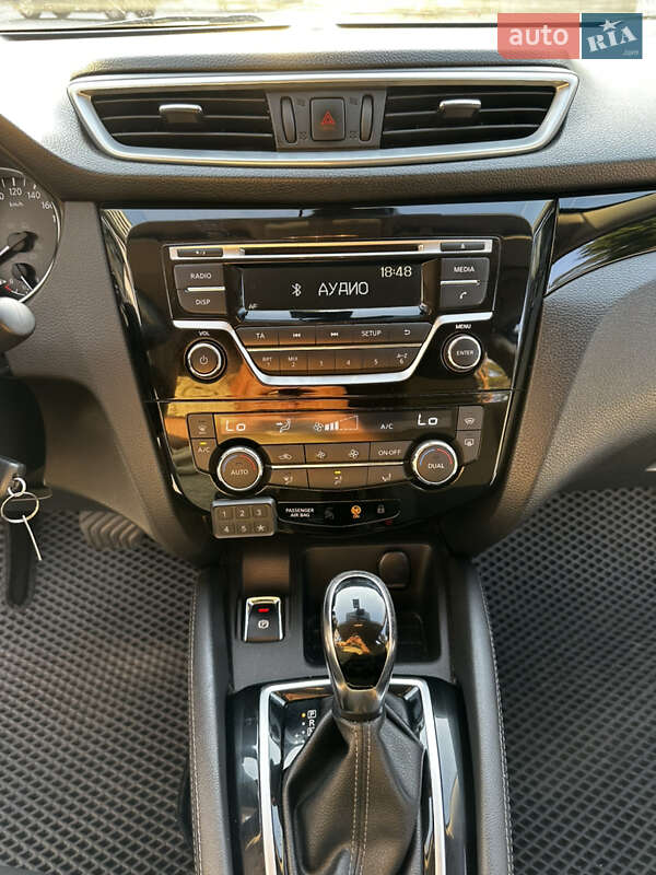 Внедорожник / Кроссовер Nissan Qashqai 2018 в Ирпене