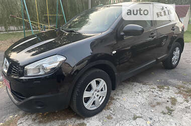 Позашляховик / Кросовер Nissan Qashqai 2010 в Млиніві