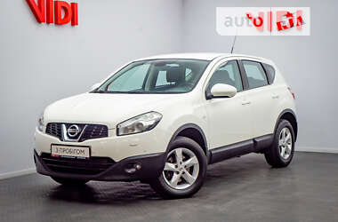 Позашляховик / Кросовер Nissan Qashqai 2010 в Києві