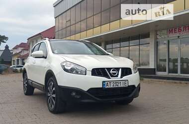 Внедорожник / Кроссовер Nissan Qashqai 2012 в Снятине