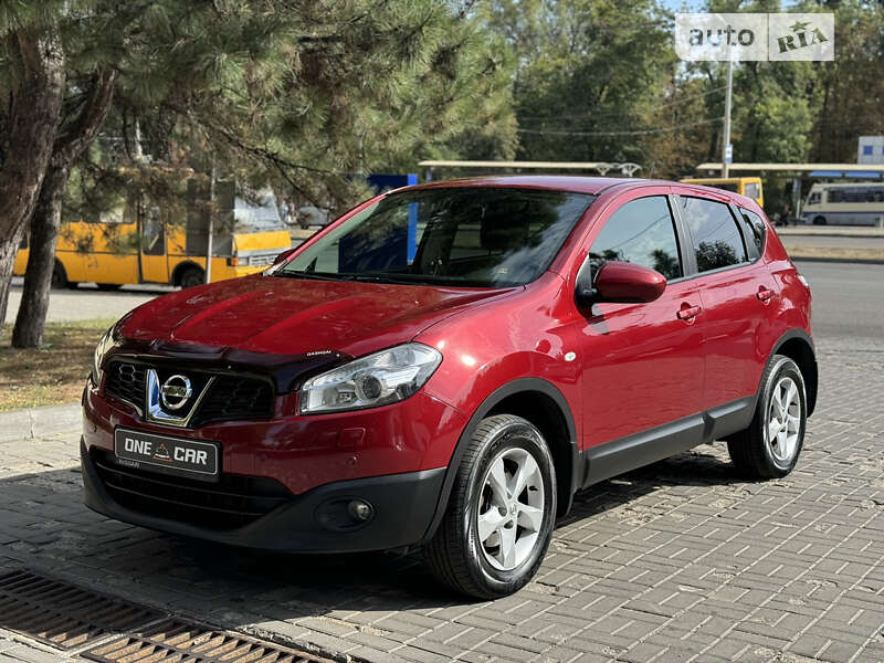 Позашляховик / Кросовер Nissan Qashqai 2012 в Дніпрі