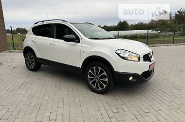 Позашляховик / Кросовер Nissan Qashqai 2012 в Луцьку