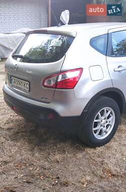 Внедорожник / Кроссовер Nissan Qashqai 2010 в Черкассах