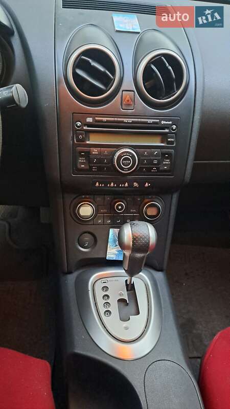Позашляховик / Кросовер Nissan Qashqai 2008 в Києві