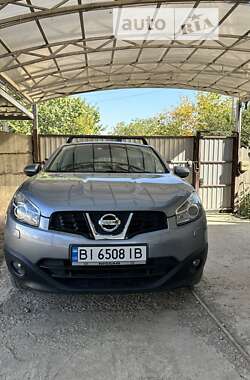 Позашляховик / Кросовер Nissan Qashqai 2010 в Пісочині