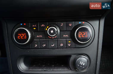 Внедорожник / Кроссовер Nissan Qashqai 2011 в 