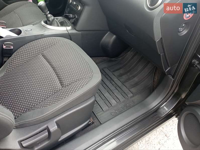 Позашляховик / Кросовер Nissan Qashqai 2009 в Дубні