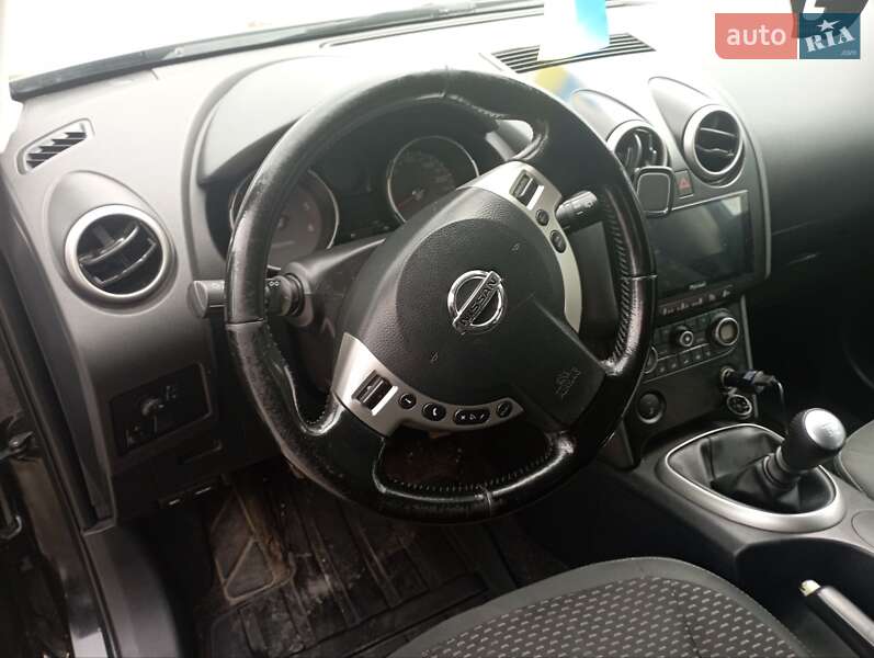 Позашляховик / Кросовер Nissan Qashqai 2009 в Дубні