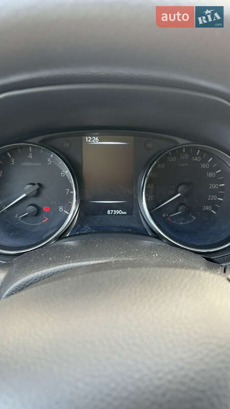 Внедорожник / Кроссовер Nissan Qashqai 2014 в Черкассах