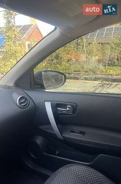 Позашляховик / Кросовер Nissan Qashqai 2008 в 