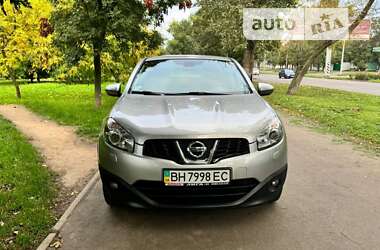 Внедорожник / Кроссовер Nissan Qashqai 2012 в Одессе