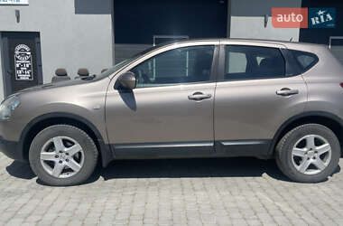 Внедорожник / Кроссовер Nissan Qashqai 2008 в 
