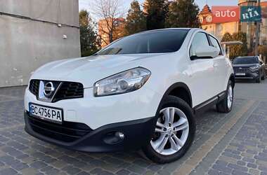 Позашляховик / Кросовер Nissan Qashqai 2010 в Львові