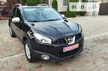 Позашляховик / Кросовер Nissan Qashqai 2010 в Старокостянтинові