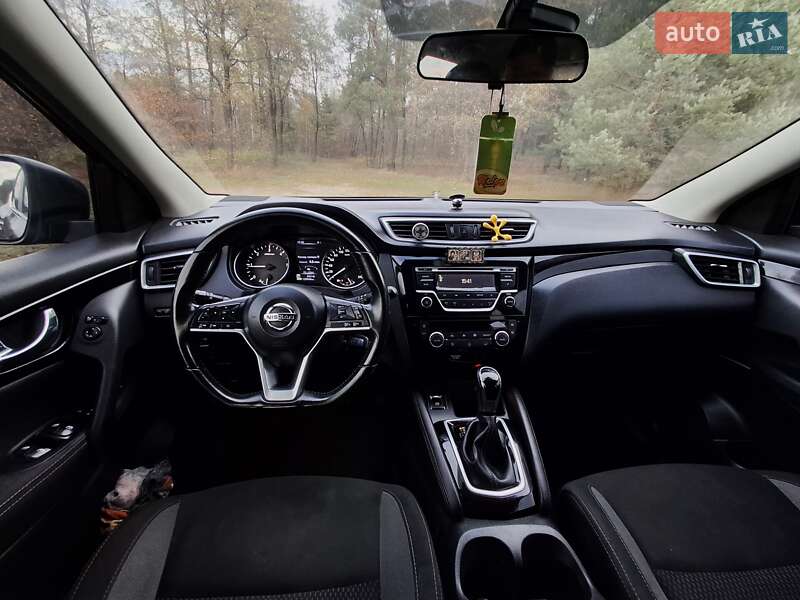Внедорожник / Кроссовер Nissan Qashqai 2018 в Коростене
