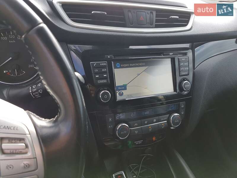 Внедорожник / Кроссовер Nissan Qashqai 2014 в Бердичеве