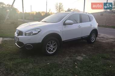 Позашляховик / Кросовер Nissan Qashqai 2011 в Миргороді