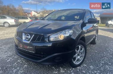 Позашляховик / Кросовер Nissan Qashqai 2013 в Яворові