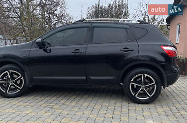 Позашляховик / Кросовер Nissan Qashqai 2012 в Красилові