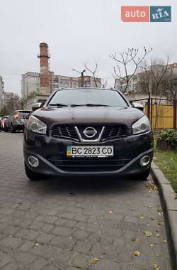 Позашляховик / Кросовер Nissan Qashqai 2011 в Львові