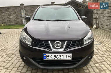 Внедорожник / Кроссовер Nissan Qashqai 2010 в Ровно