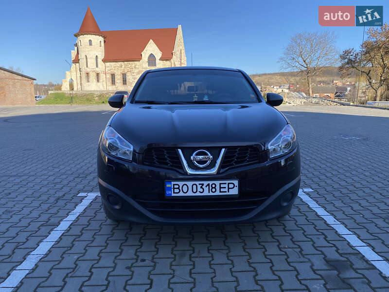 Позашляховик / Кросовер Nissan Qashqai 2013 в Бережанах