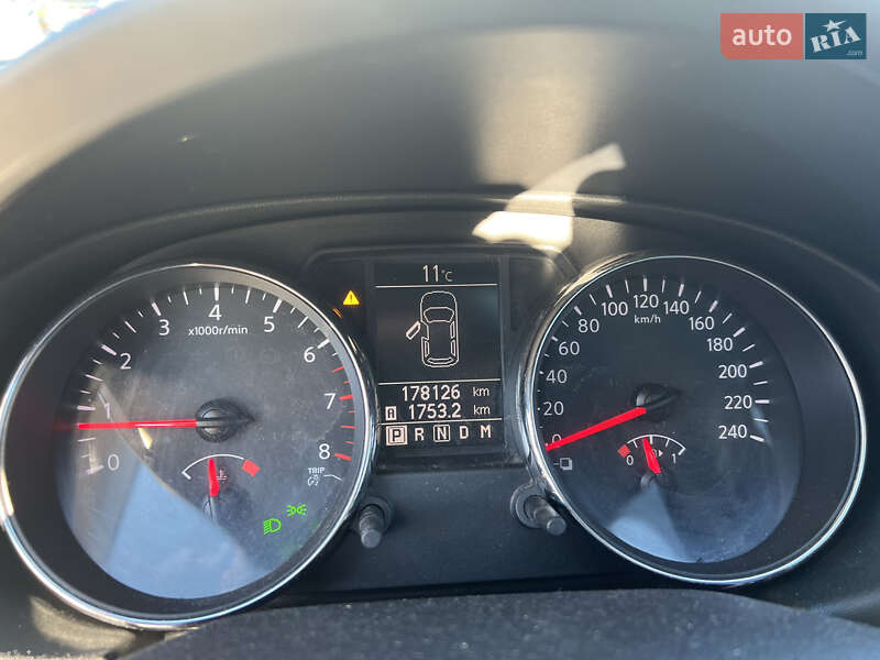 Внедорожник / Кроссовер Nissan Qashqai 2012 в Калуше