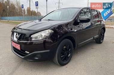 Внедорожник / Кроссовер Nissan Qashqai 2010 в Полтаве