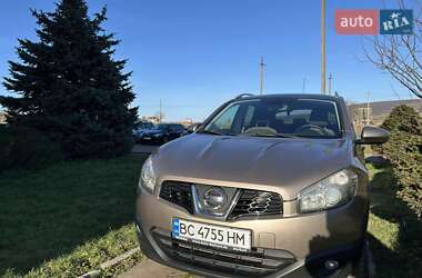 Позашляховик / Кросовер Nissan Qashqai 2011 в Бібрці