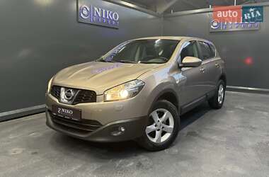 Позашляховик / Кросовер Nissan Qashqai 2012 в Києві