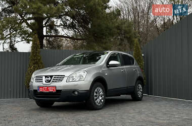 Внедорожник / Кроссовер Nissan Qashqai 2010 в Смыге