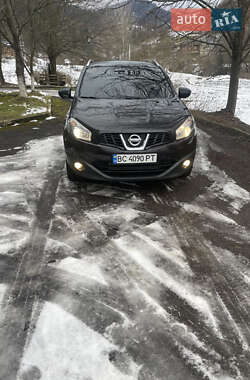 Внедорожник / Кроссовер Nissan Qashqai 2012 в Сколе