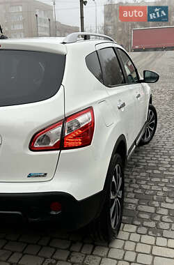 Внедорожник / Кроссовер Nissan Qashqai 2011 в Тернополе