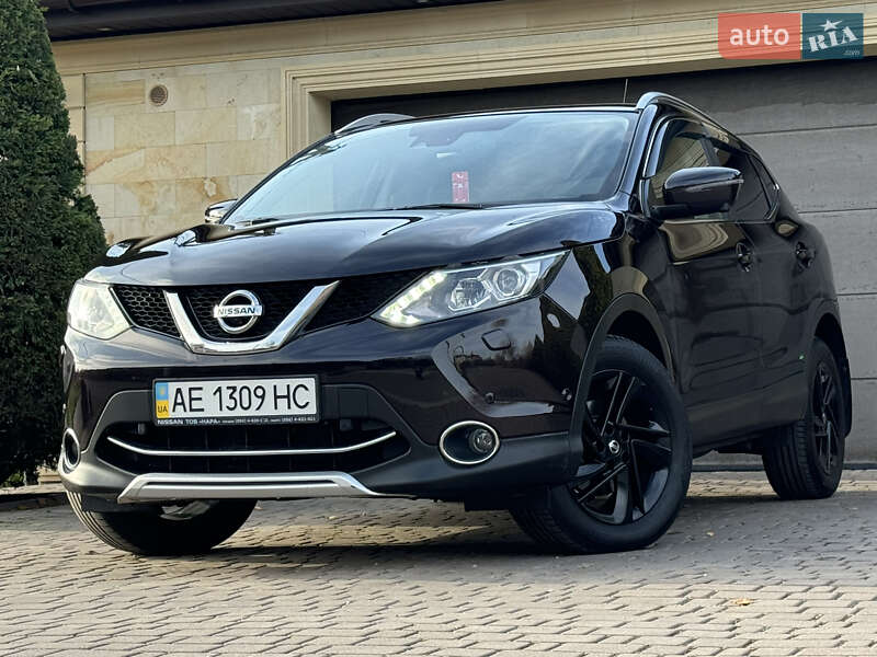 Внедорожник / Кроссовер Nissan Qashqai 2015 в Одессе