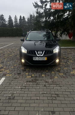 Позашляховик / Кросовер Nissan Qashqai 2012 в Луцьку