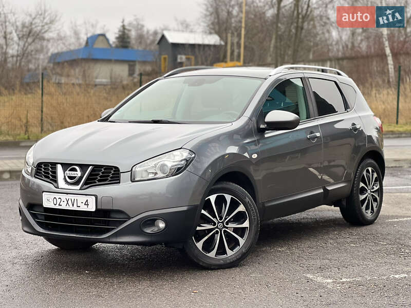 Позашляховик / Кросовер Nissan Qashqai 2012 в Рівному