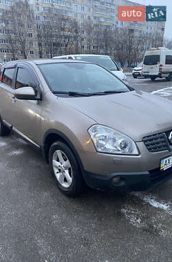 Позашляховик / Кросовер Nissan Qashqai 2007 в Чугуєві