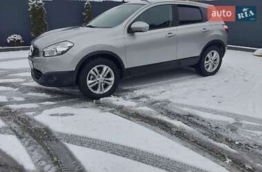 Внедорожник / Кроссовер Nissan Qashqai 2013 в Виннице