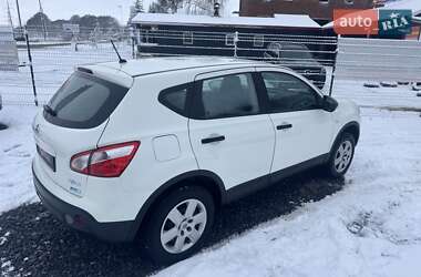 Позашляховик / Кросовер Nissan Qashqai 2010 в Шепетівці