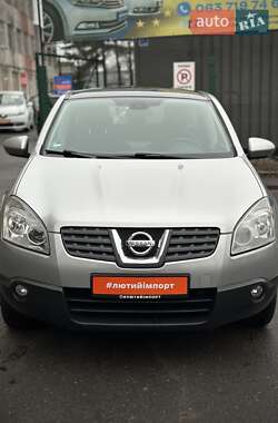 Позашляховик / Кросовер Nissan Qashqai 2008 в Сумах