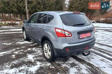 Позашляховик / Кросовер Nissan Qashqai 2011 в Луцьку