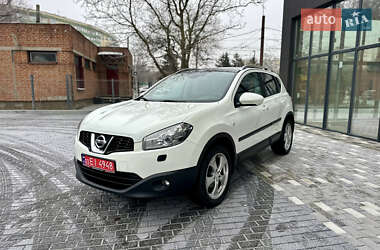 Позашляховик / Кросовер Nissan Qashqai 2011 в Полтаві