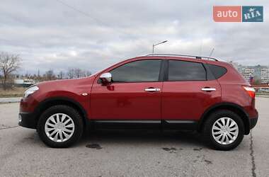 Позашляховик / Кросовер Nissan Qashqai 2010 в Запоріжжі