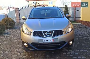 Позашляховик / Кросовер Nissan Qashqai 2012 в Чернівцях